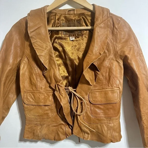 Old Navy Vintage Y2K Women XS Cropped Jacket
Genuine Leather Ruffle Tan Cognac - Picture 2 of 7